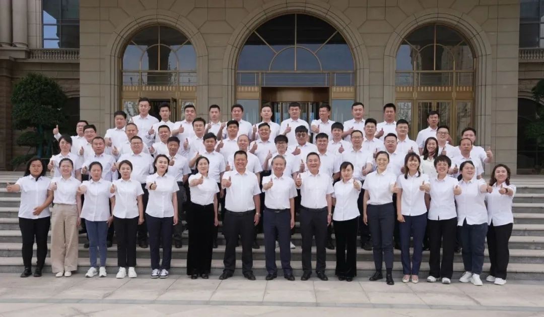   厲兵秣馬 使命必達(dá)｜章丘豐源機械隆重召開2023年五一營銷大會