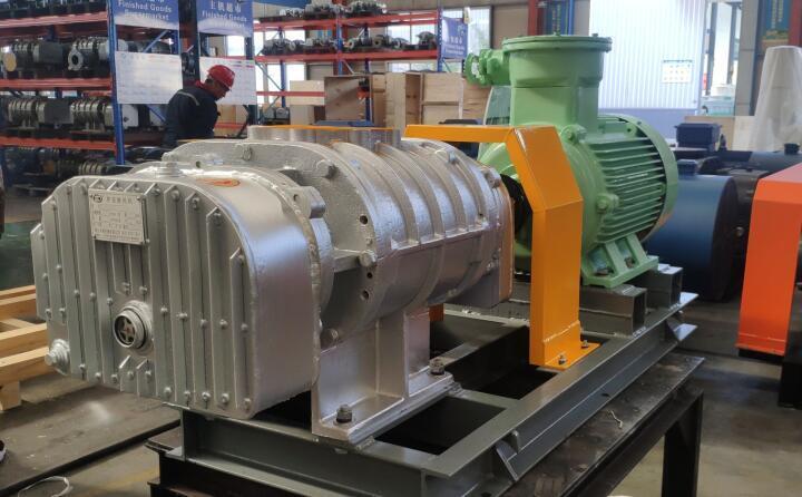 三葉羅茨鼓風(fēng)機(jī)冬季啟動(dòng)前需要做哪些準(zhǔn)備工作？